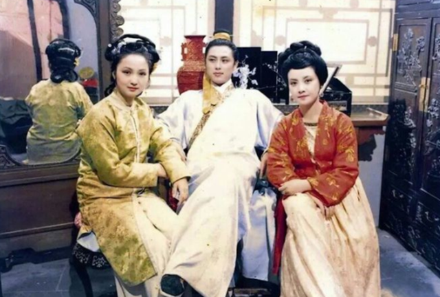 什么才是“三妻四妾”？古代男人的地位，现代人简直无法想象