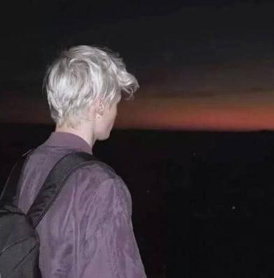 心理测试：哪一个男人是真的悲伤？测你有没有读心术，我是C